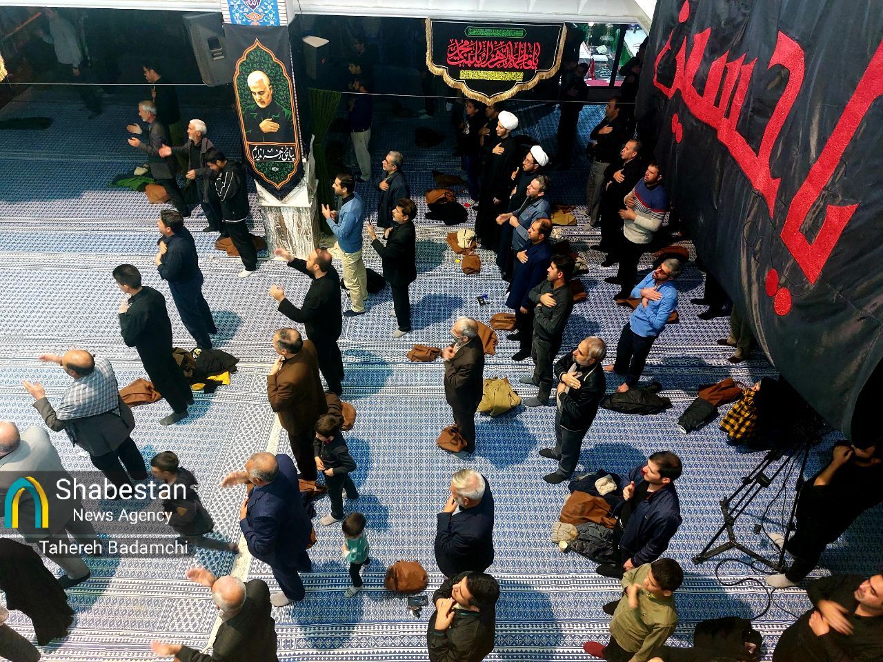 اولین شب مراسم عزاداری فاطمیه دوم در بیتالزهراء حاجقاسم+تصاویر