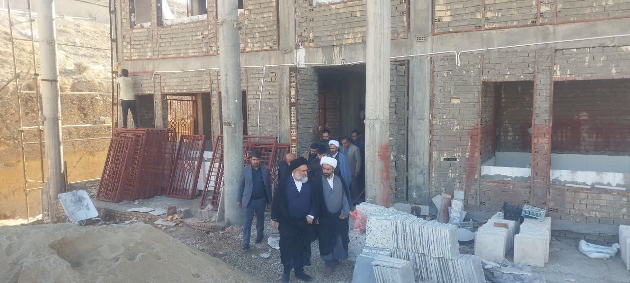 از دیدار با خانواده شهیدان تا بازدیدهای فشرده از بخش های آموزشی قلعه رئیسی