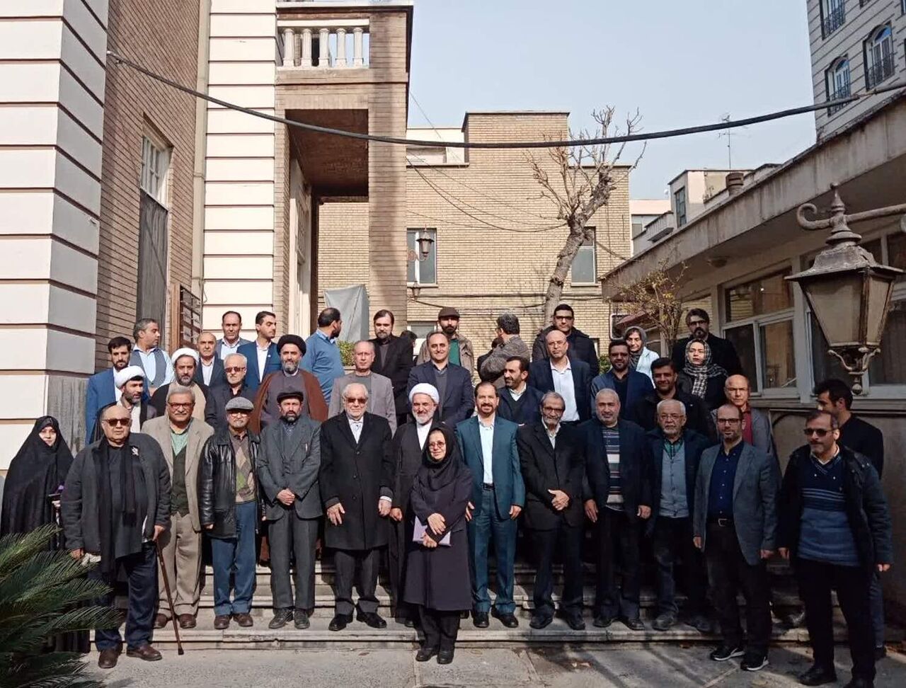 سیاستزدگی مخل علم است/ قدر پژوهش در ایران دانسته نمیشود