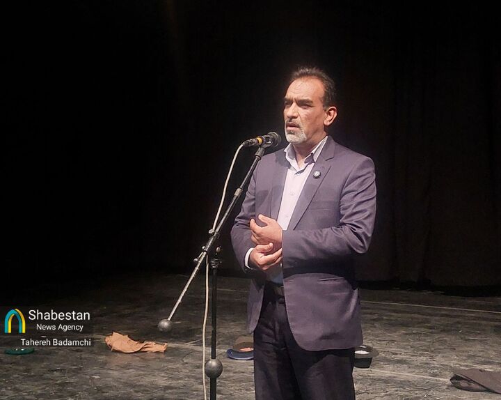 هنر؛ ابزاری برای توانبخشی افراد معلول/ حضور ۱۶ گروه تئاتر از جامعه معلولین کویر در جشنواره کرمان