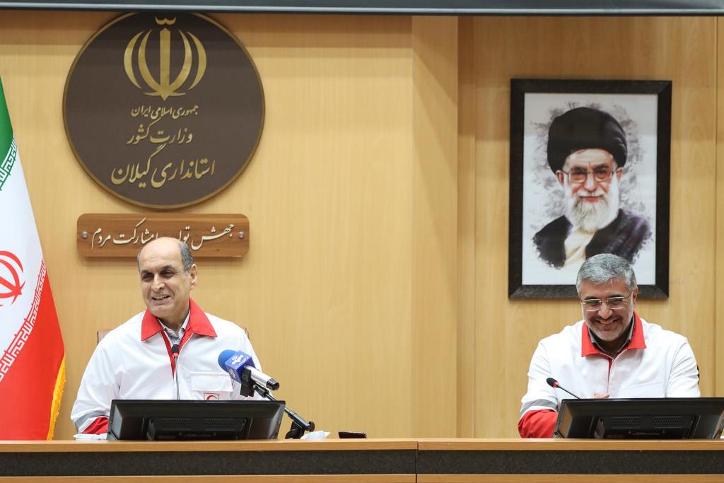 جمعی از داوطلبان جمعیت هلال احمر گیلان تجلیل شدند