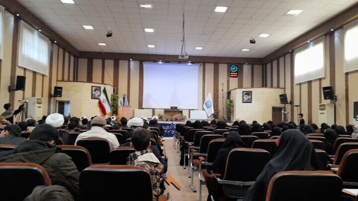 سومین مجمع مدارس مسجد محور در قم برگزار شد