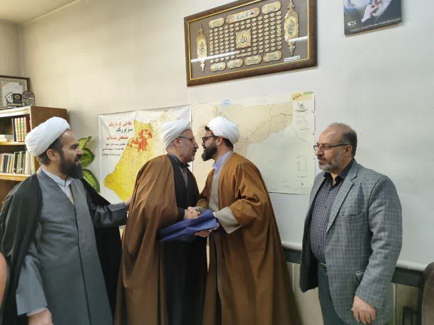 بر اساس آموزههای قرآن، استقامت دارای برکات فراوانی است