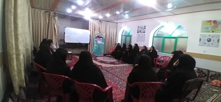 برگزاری نشست تخصصی "خانواده سالم" در کانون امام زمان(عج) آران و بیدگل