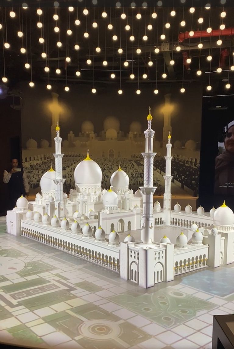 آغاز به کار موزه «نور و صلح» در مسجد شیخ زاید در ابوظبی