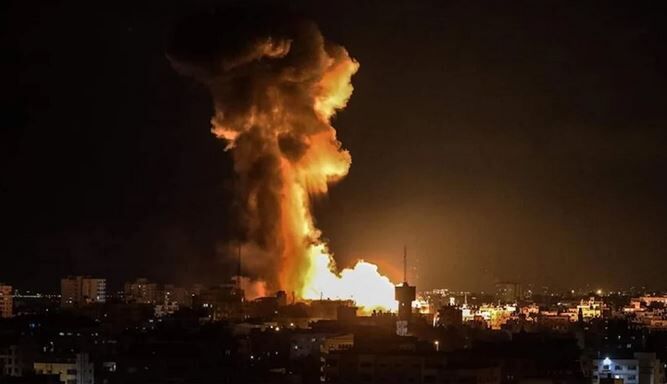 حمله آمریکایی- انگلیسی به مقر وزارت دفاع در صنعا