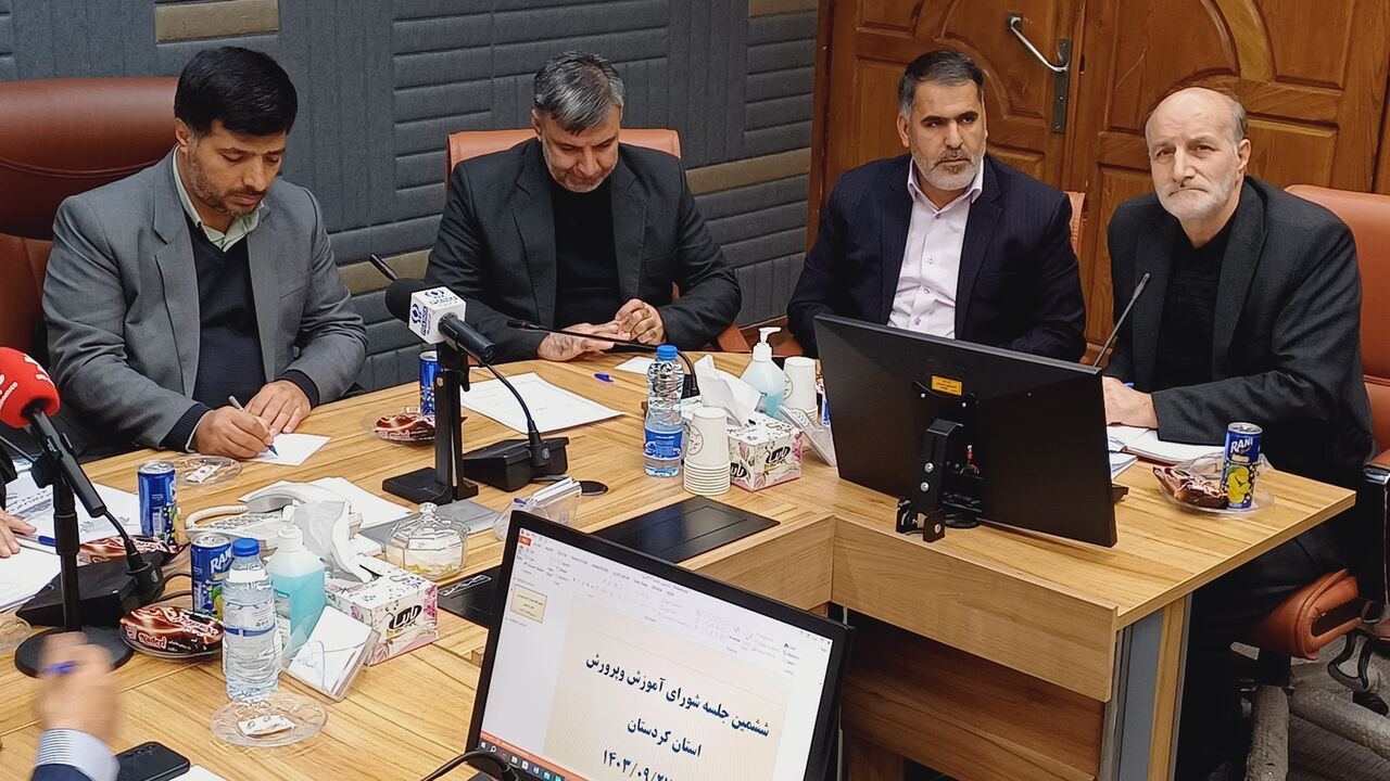 ترویج فرهنگ اقامه نماز در مدارس کردستان نیازمند برنامهریزی