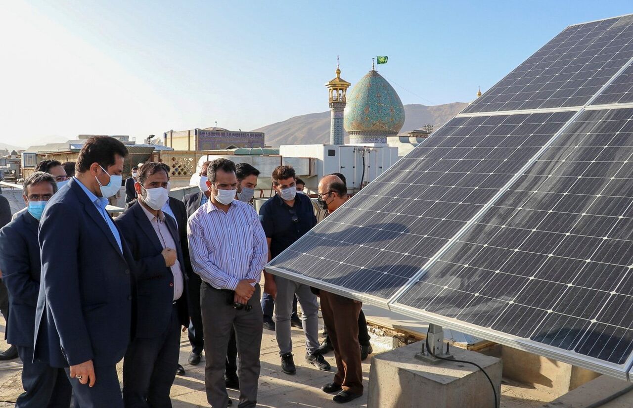 شاهچراغ(ع)، چراغ راه صرفهجویی ملی/ گامی فراتر از پویش دو درجه