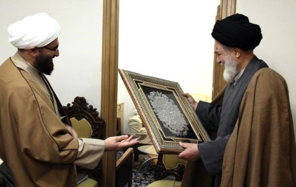 روایت ۳۵ سال خدمات آیتالله سیدفتاح هاشمی تبریزی در مسجد شهرک غرب