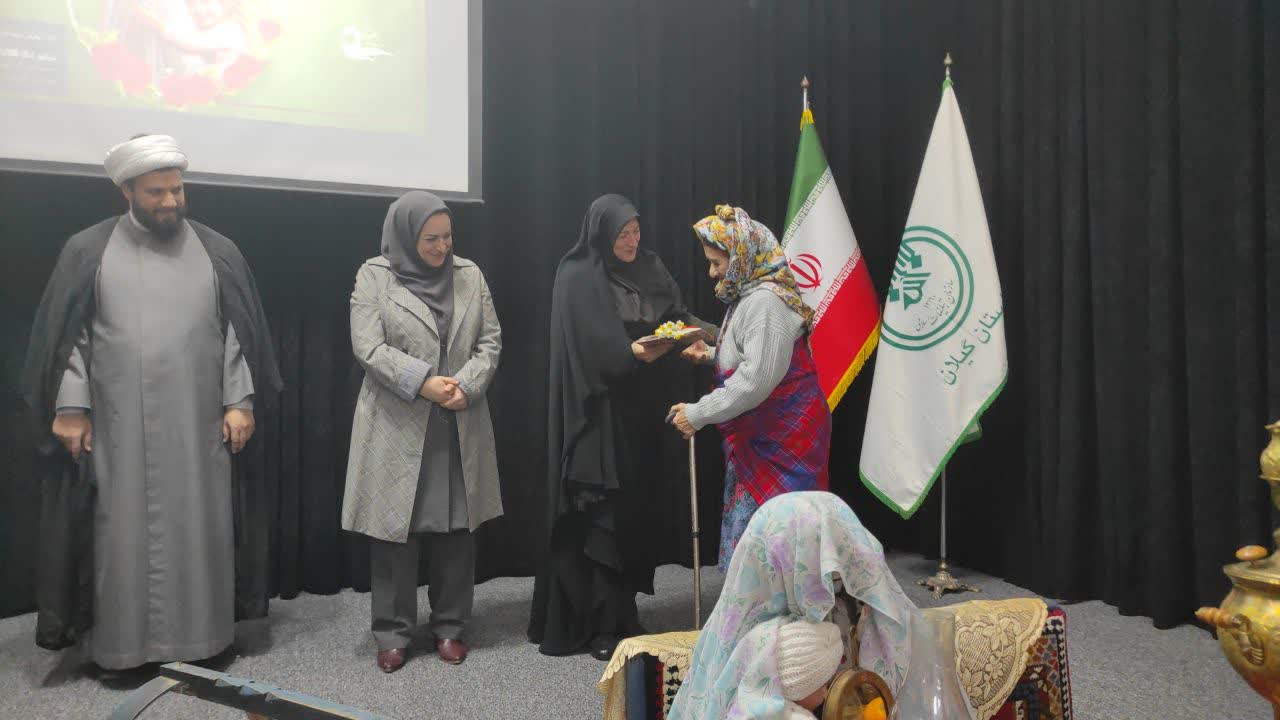 زنان در جامعه اسلامی هویتساز هستند