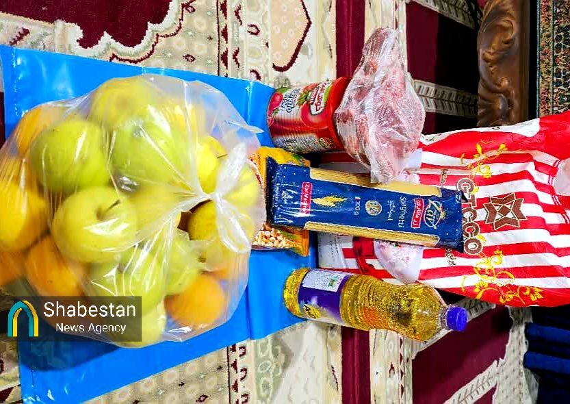 تلاش بچههای مسجد طفلان مسلم کرمان برای رنگین کردن سفرههای یلدایی ۱۱۰ خانواده