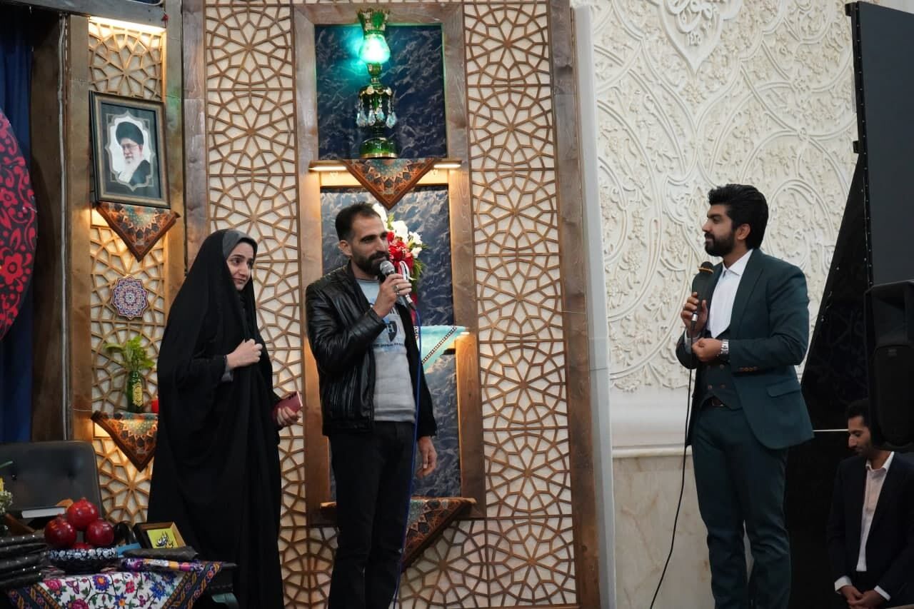 بلندترین شب سال، در کنار حضرت شاهچراغ/ یلدای شیرازیها در حرم