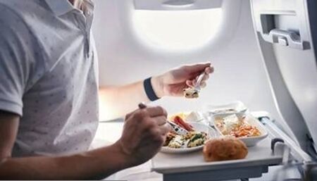 ممنوعیت ارائه مواد غذایی ناسالم در پروازهای داخلی و خارجی از ابتدای دی