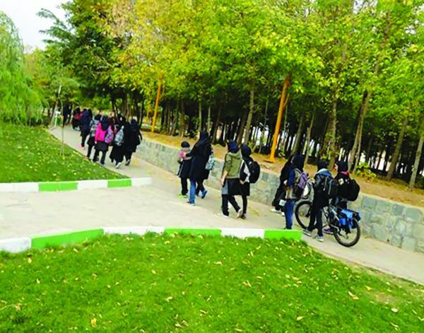 بوستان بانوان؛ ارمغان شهرداری کرمان برای پاسداشت عالیترین مقام