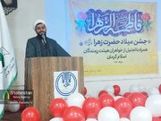 هر کس به مادرش خدمت کند عاقبت به خیر می‌شود