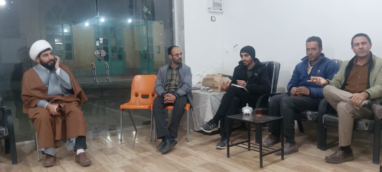 دورهمی مدیران کانونهای فرهنگی مساجد کاشمر و کوهسرخ