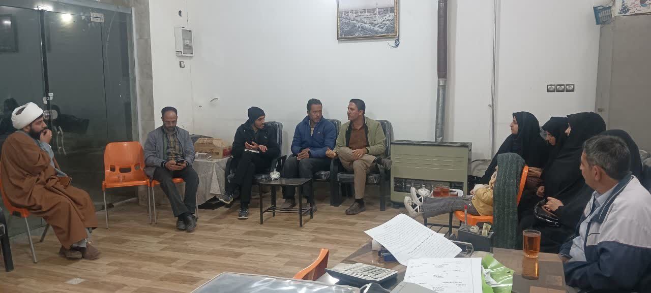 دورهمی مدیران کانونهای فرهنگی مساجد کاشمر و کوهسرخ