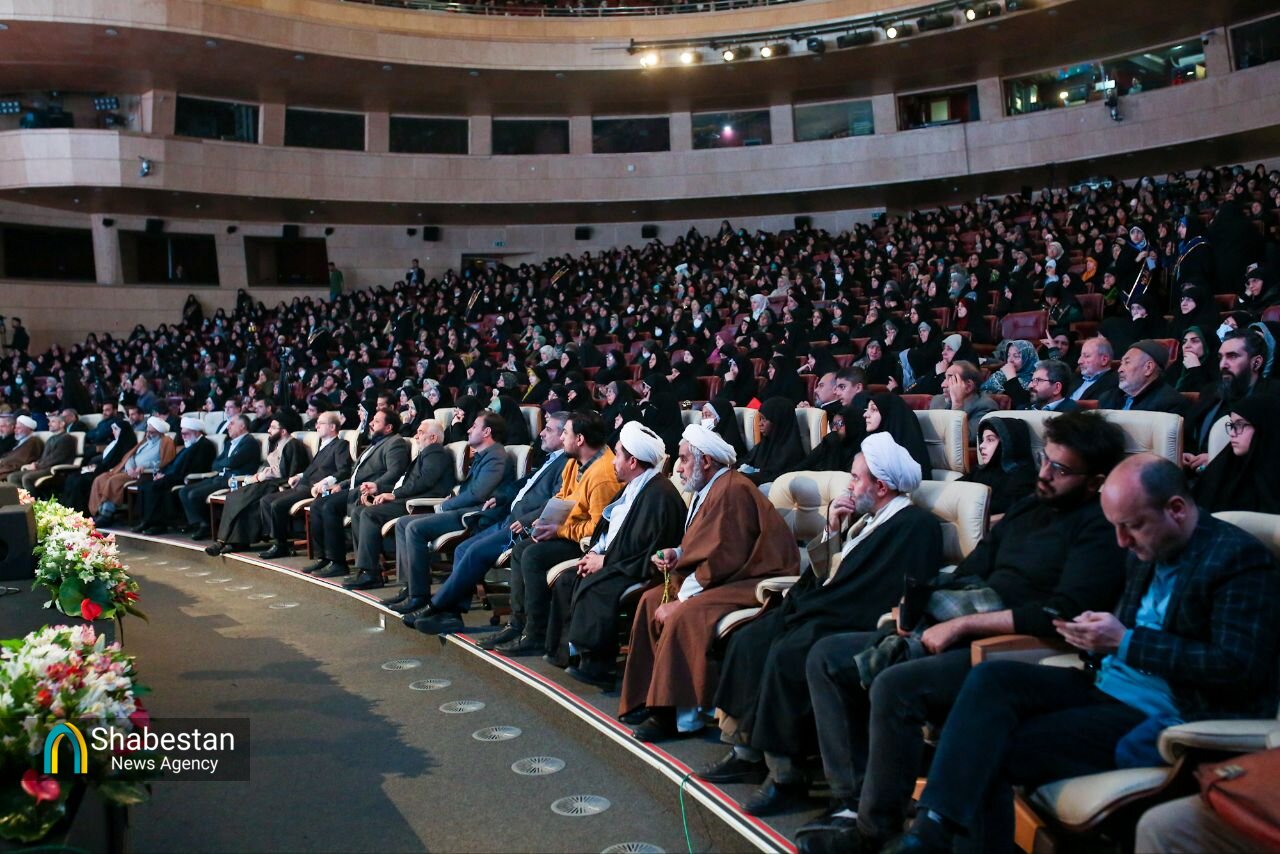 صالحی: جریان پرشتاب زنانه در علوم اسلامی به ویژه در ایران شکل گرفته است