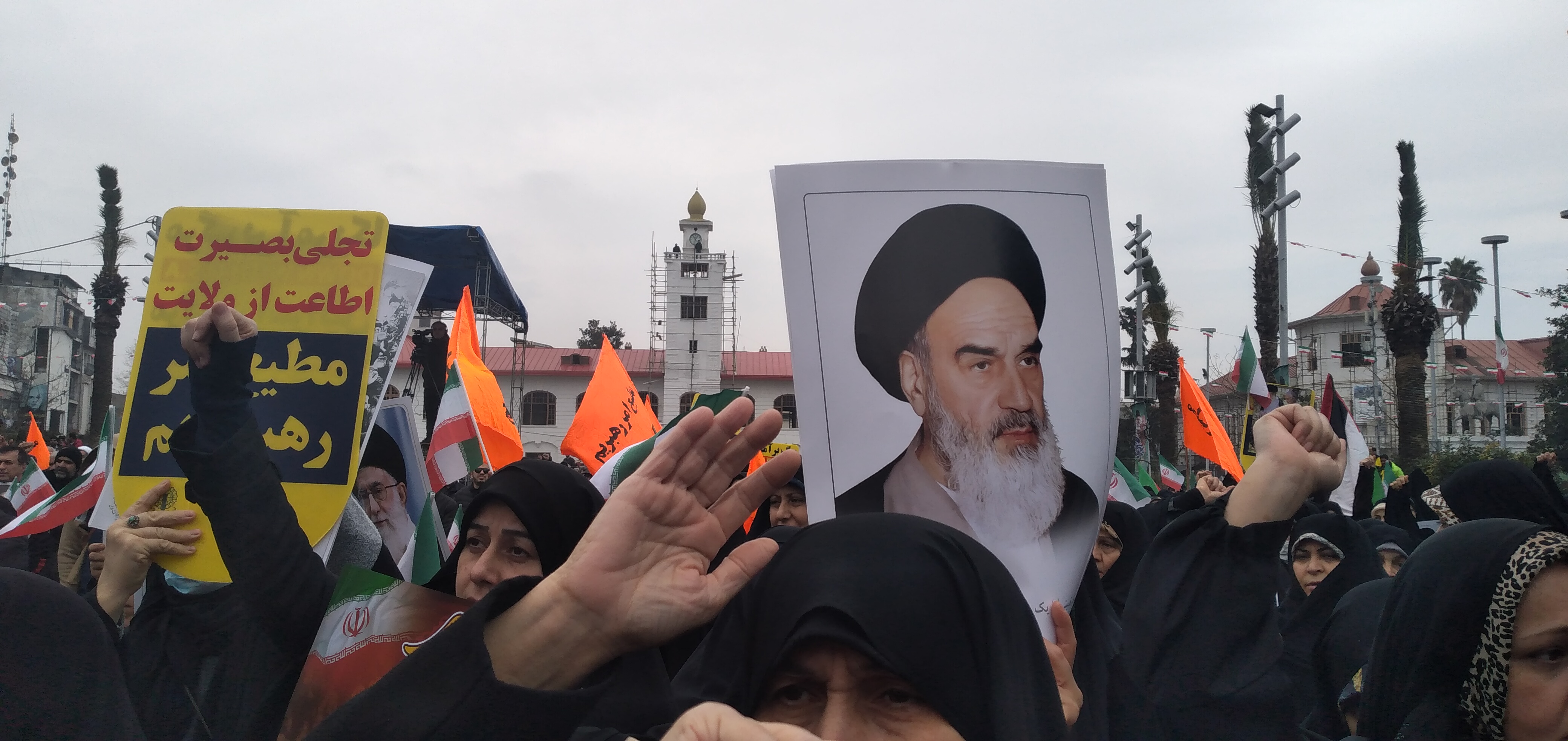 ملت ایران همواره هر توطئه و فتنهای را درهم شکست