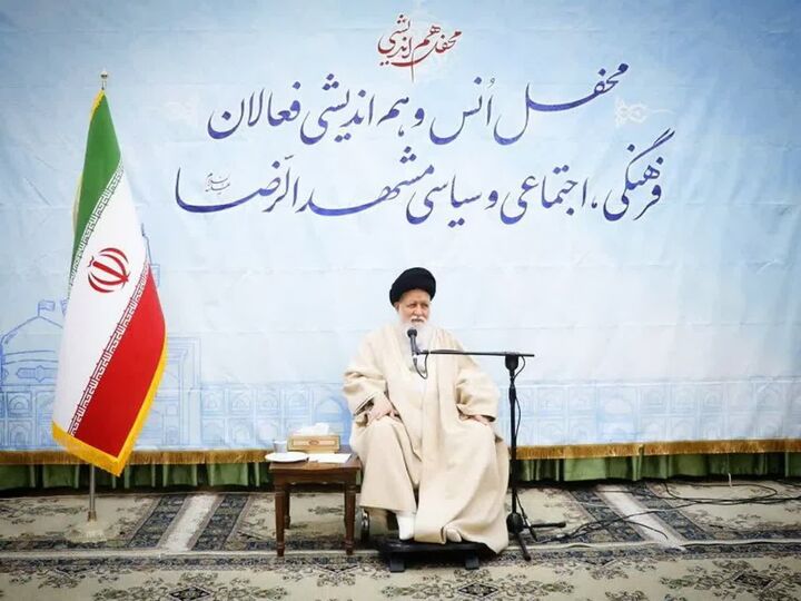 تبیین مطالبه‌گری مردم برای پویایی نظام ضروری است