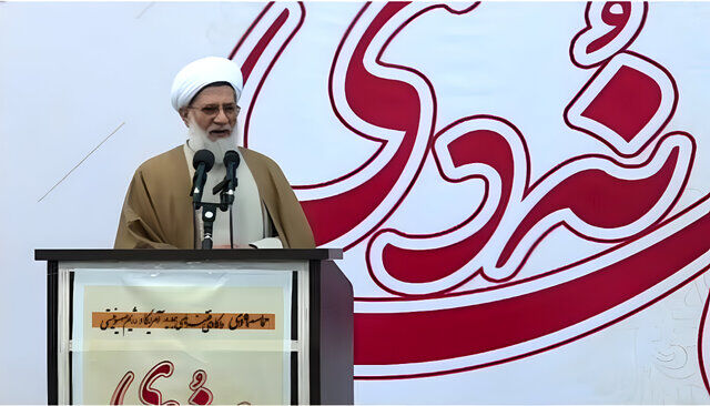 نباید بگذاریم حماسه ۹دی به تاریخ بپیوندد/آذربایجان غربی کانون پرورش مفاخر تاریخی است