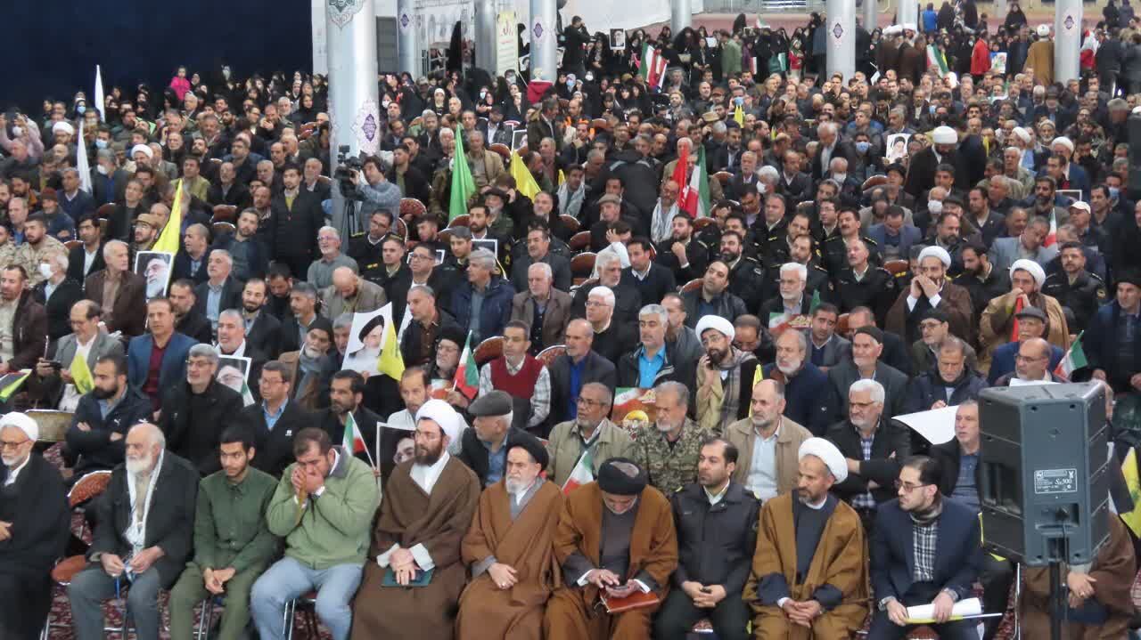 حماسه ۹ دی اوج تجلی بصیرت و ولایتمداری ملت ایران در برابر توطئههای دشمنان است