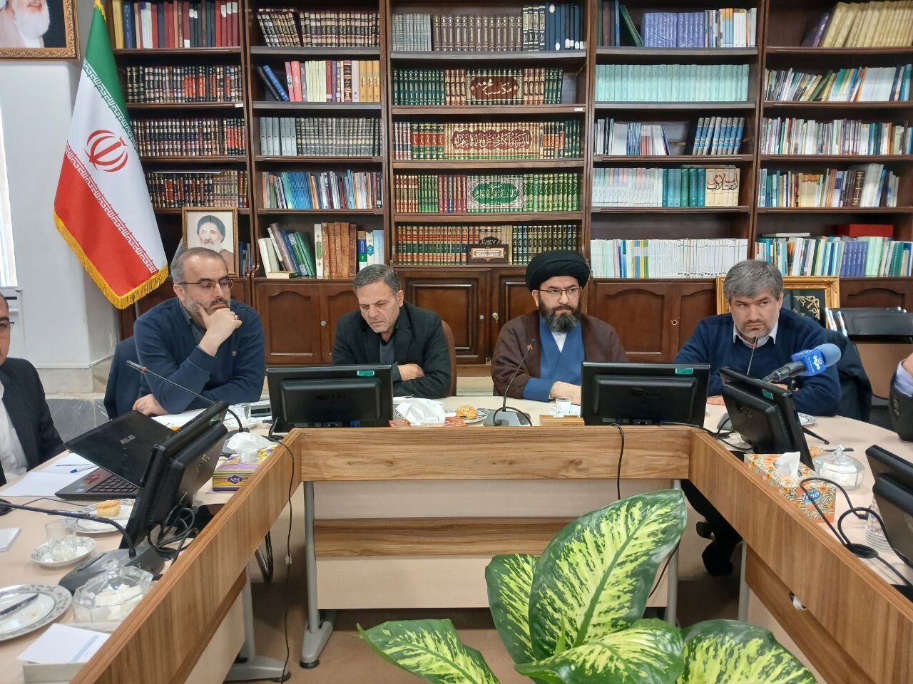 یکصد و بیست و چهارمین جلسه شورای فرهنگ عمومی در زنجان تشکیل شد