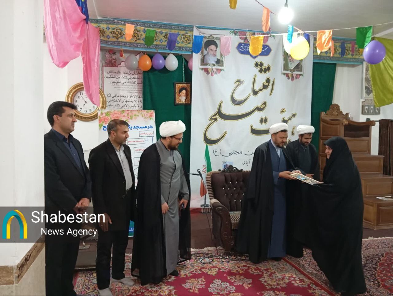 راهاندازی هیئت صلح در مسجدی که جور همه دستگاههای دولتی را میکشد