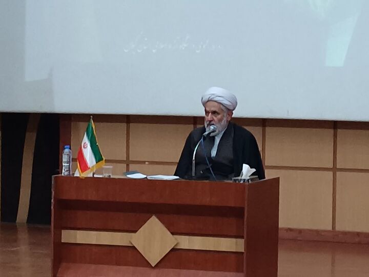 مقابله با دشمن، با بهره گیری از ظرفیت های تولیدی داخل