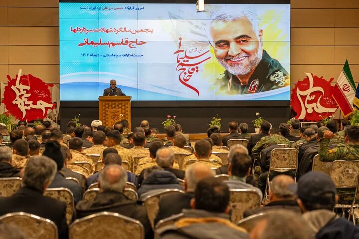 شهید سلیمانی خود را سرباز ولی فقیه می‌دانست