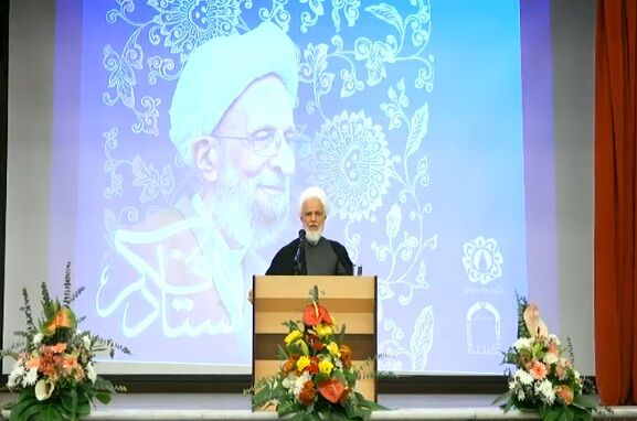 علامه مصباح شخصیتی ذوابعاد/ ۷۰سال جهاد علمیِ فی سبیل‌الله