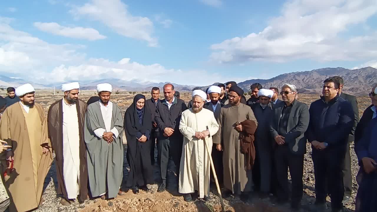 بوستان خانواده میزبان پویش درختکاری به یاد سردار دل‌ها شد