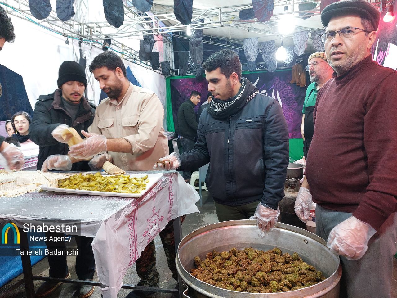 به نام نامیِ عشق؛ هر چه بادا باد| روایتی از موکبداری ایرانیان در طریقالشهدای کرمان