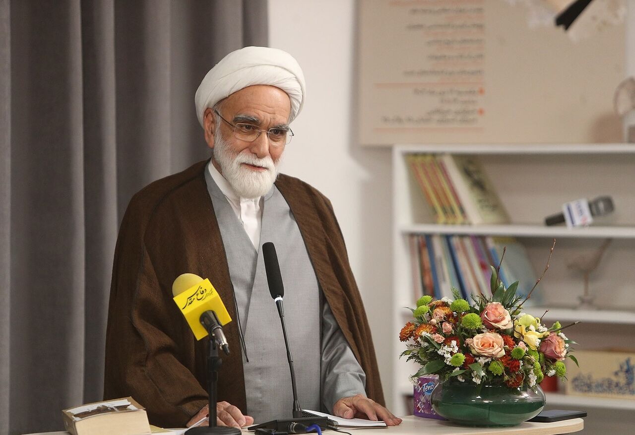 تعشق علمی در کار و آثار حجتالاسلام جعفریان به وفور دیده میشود