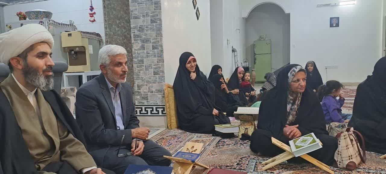 جلسات خانگی قرآن؛ احیای سنتی که روح خانوادهها را زنده میکند