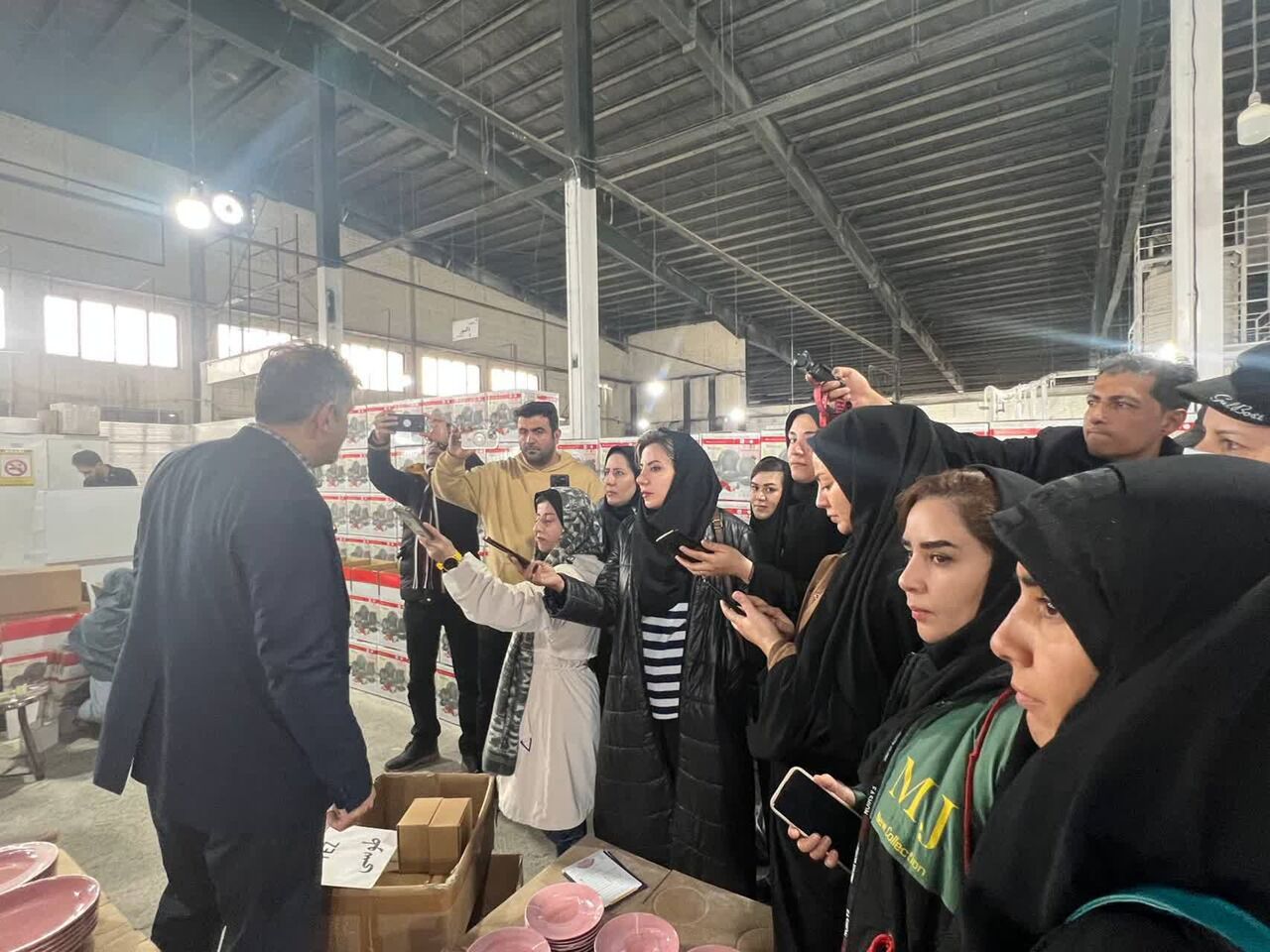 تور رسانهای از واحدهای صنعتی خرمدره برگزار شد