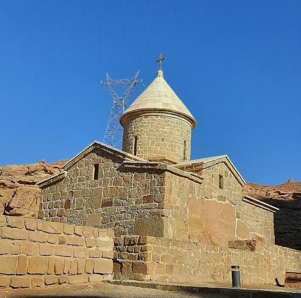 «چوپان»؛ کوچکترین کلیسای ایران در دل طبیعت بکر در حاشیه رود ارس