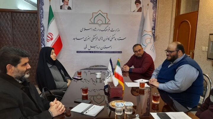 برنامه‌های کتابخوانی کانون‌های مساجد با هدف ترویج ادبیات فاخر ایرانی و اسلامی رونق گرفته است