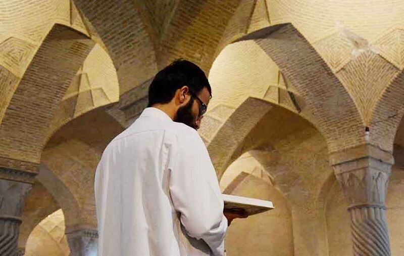 لحظههای آسمانی؛ اعتکاف جوانان در کانونهای نور