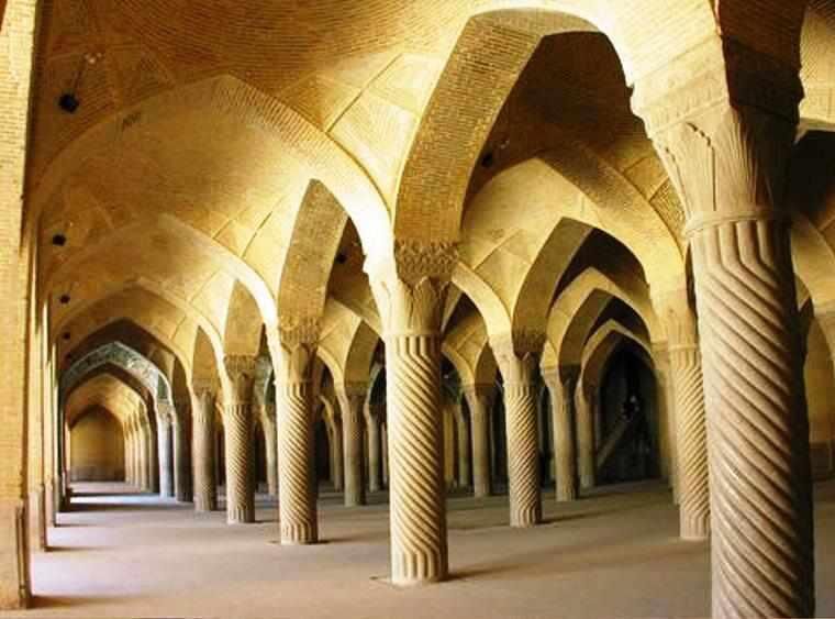 از مسجد نو تا مسجد کبیر نیریز؛ احیای میراث زنده تشیع در جنوب ایران