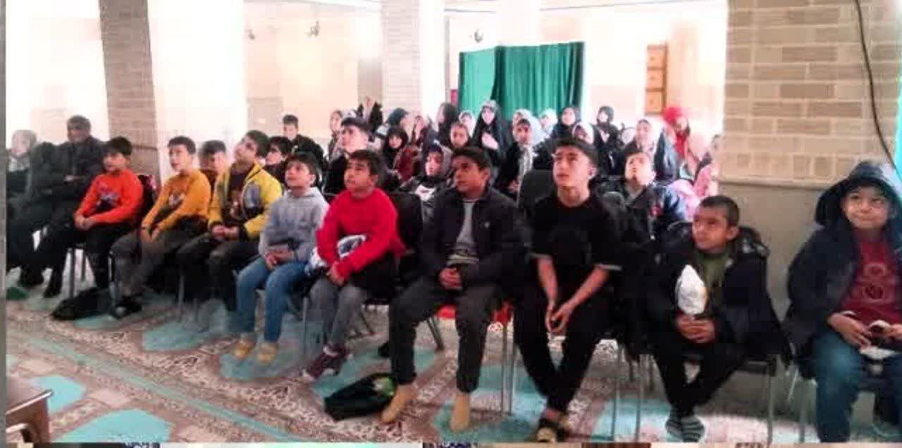 استقبال گسترده دهه هشتادی و نودیها از سینما کانون دلیجان