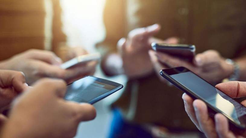 دنیای بی‌مرز؛ کودکان در هزارتوی فضای مجازی