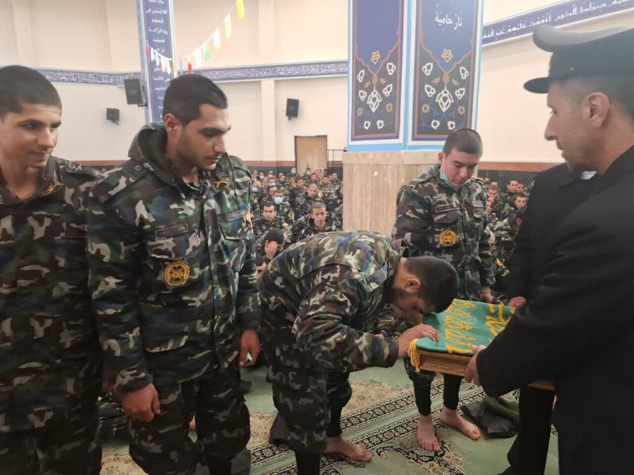 پیچیدین عطر رضوی در آسمان شمال شرق کشور