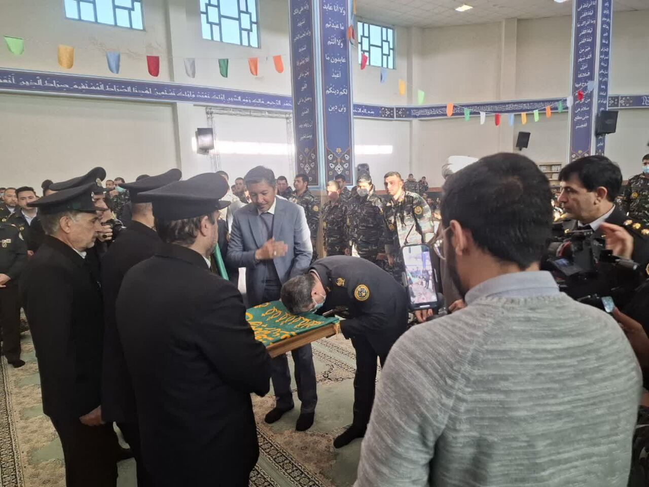 پیچیدین عطر رضوی در آسمان شمال شرق کشور