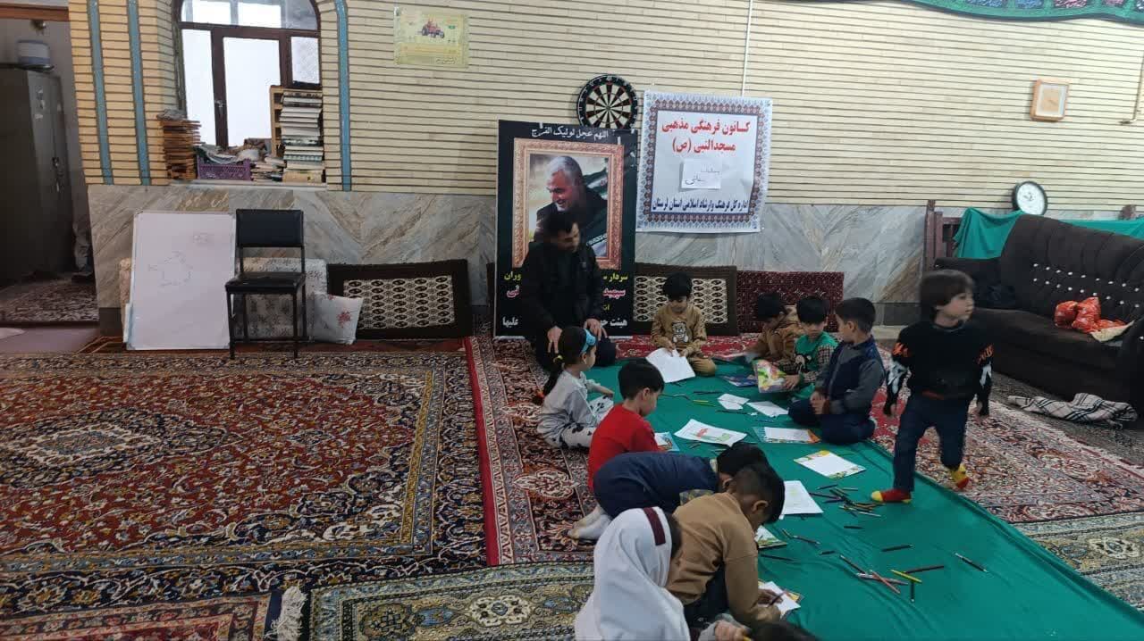 برنامههای فرهنگی و هنری در مناطق محروم لرستان برگزار شد