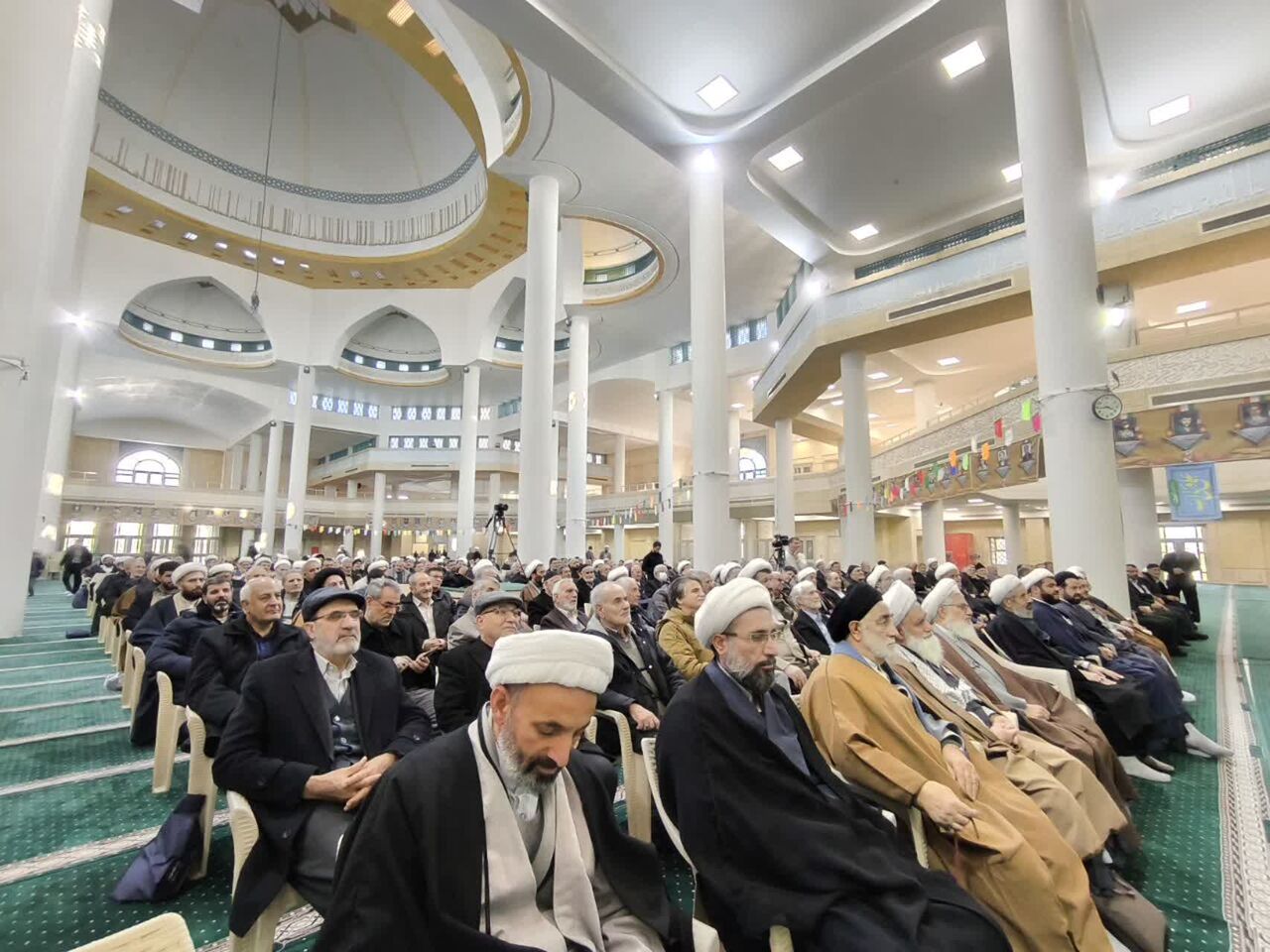 قرارگاه ملی مسجد برای رسیدگی به امور مساجد تشکیل شده است