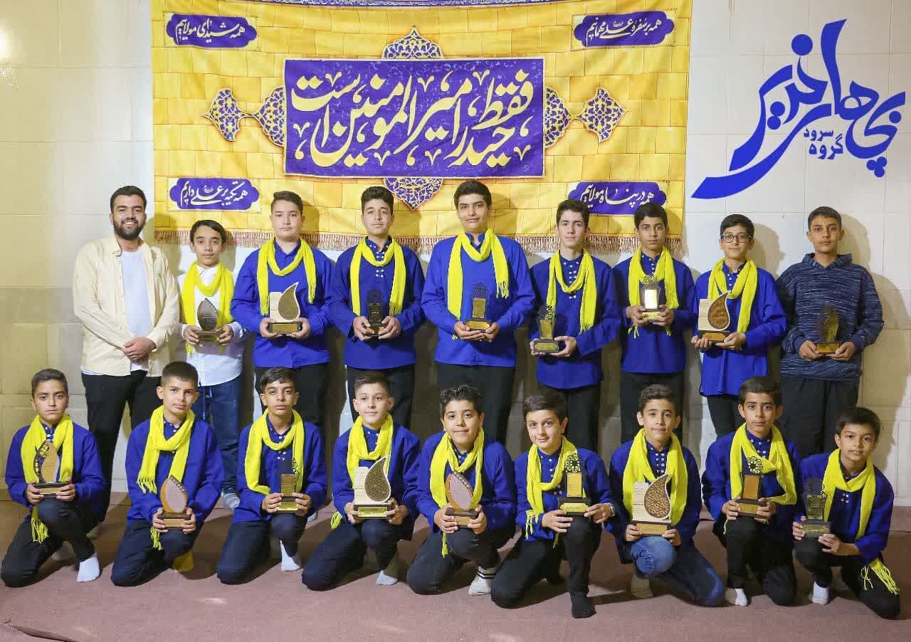 تلفیق ایمان و هنر؛ خروجی کار بچههای مسجد به اسم غدیر