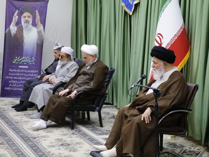 لزوم تربیت مبلغان زکات در مساجد