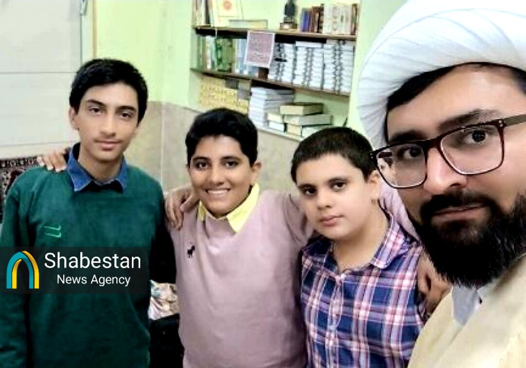لذت بی نهایت با ولایت/ برنامه متفاوت یک مسجد در کرمان برای اعتکاف نوجوانانه