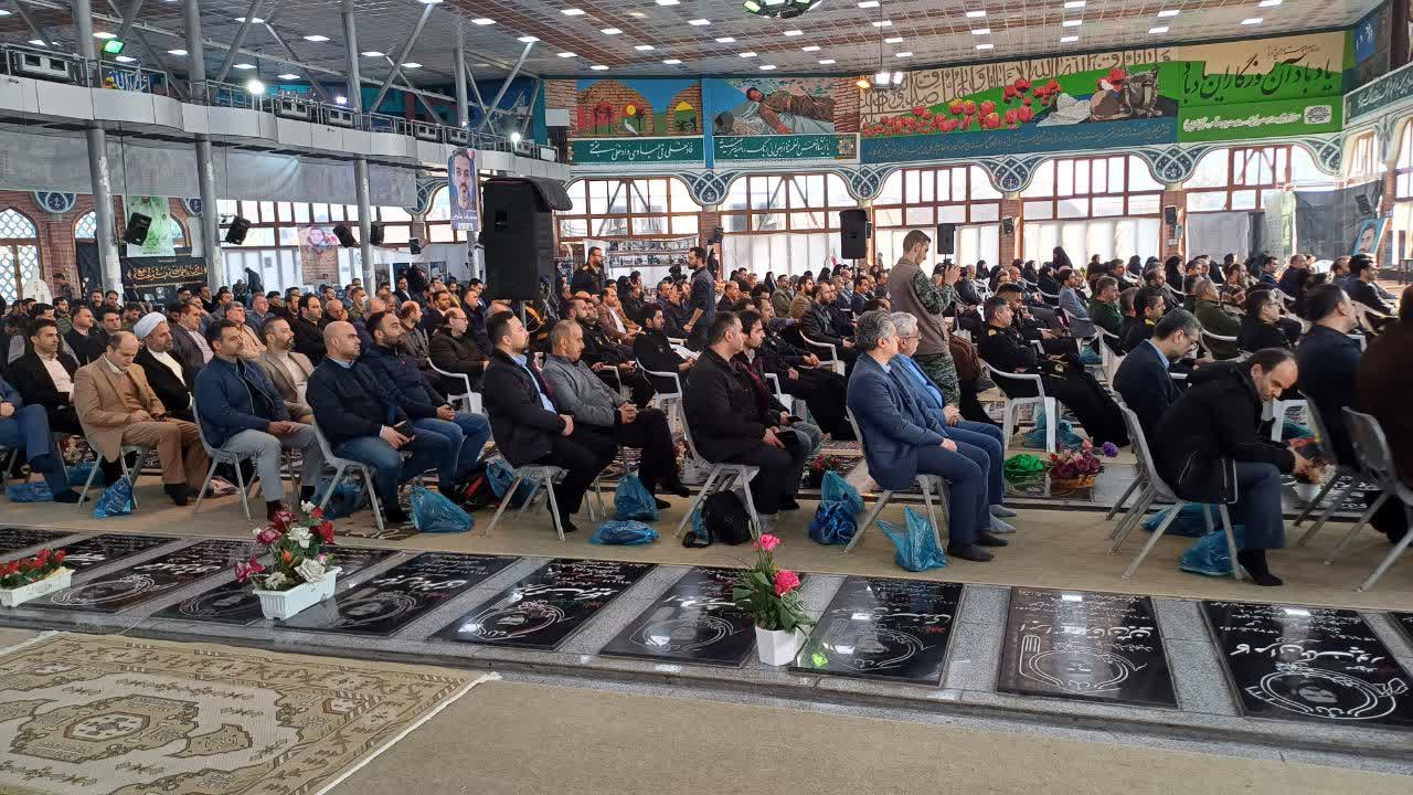 جشن «پدران آسمانی» در گلزار شهدای رشت برگزار شد